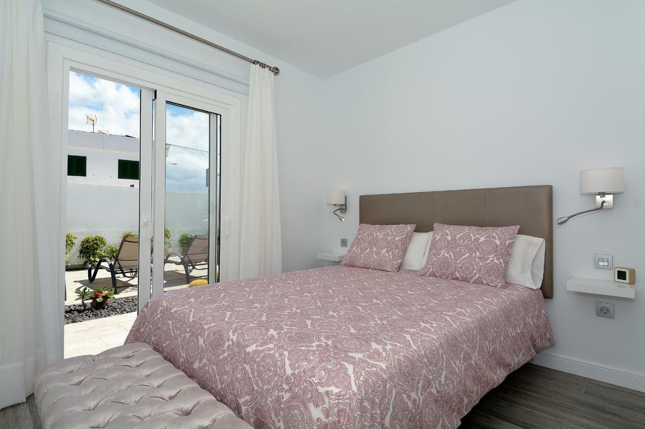 Rociega A Apartment ปูแอร์โตเดลคาร์เมน ภายนอก รูปภาพ